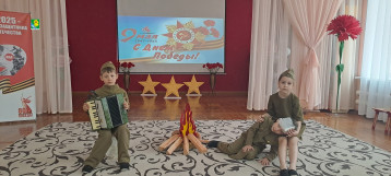 Музыкальная гостиная "Песни военных лет" Музыкальная гостиная "Песни военных лет".